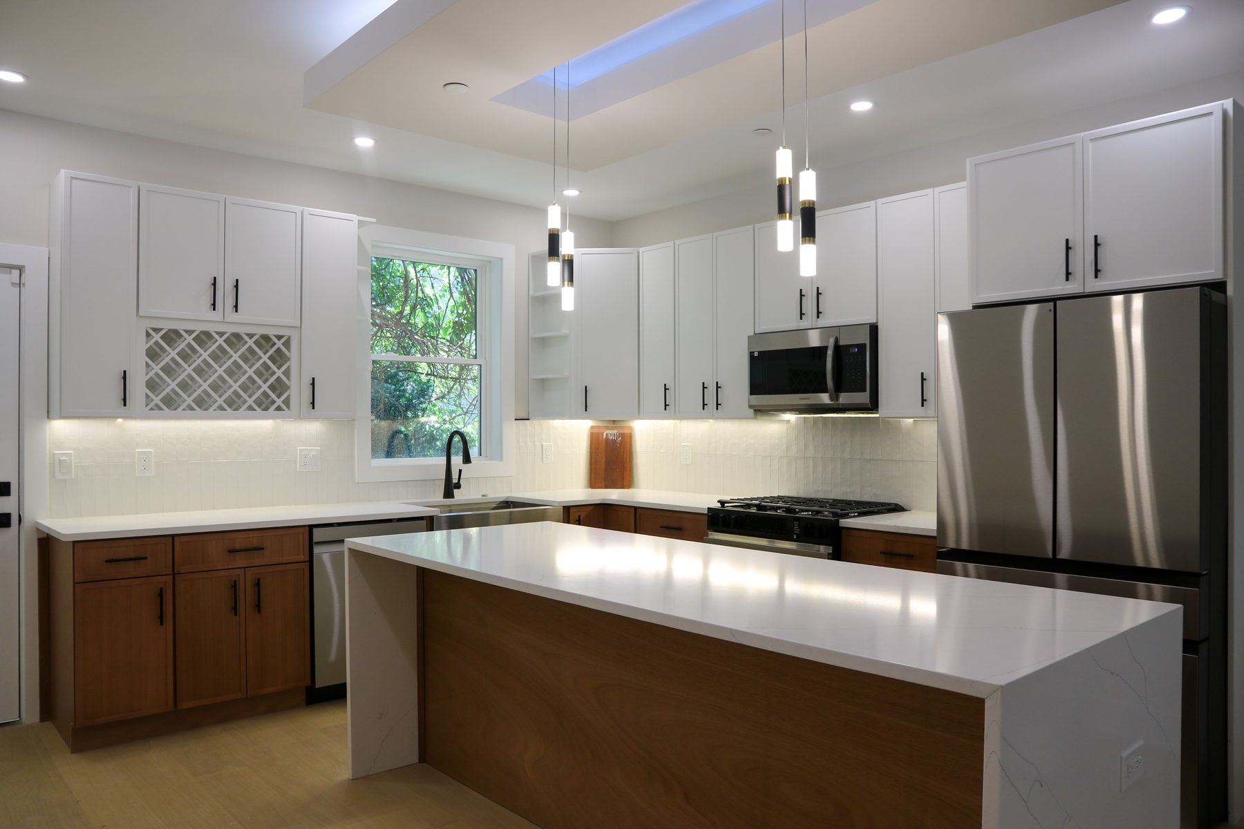 Destan project detail showing countertop and cabinet pairing