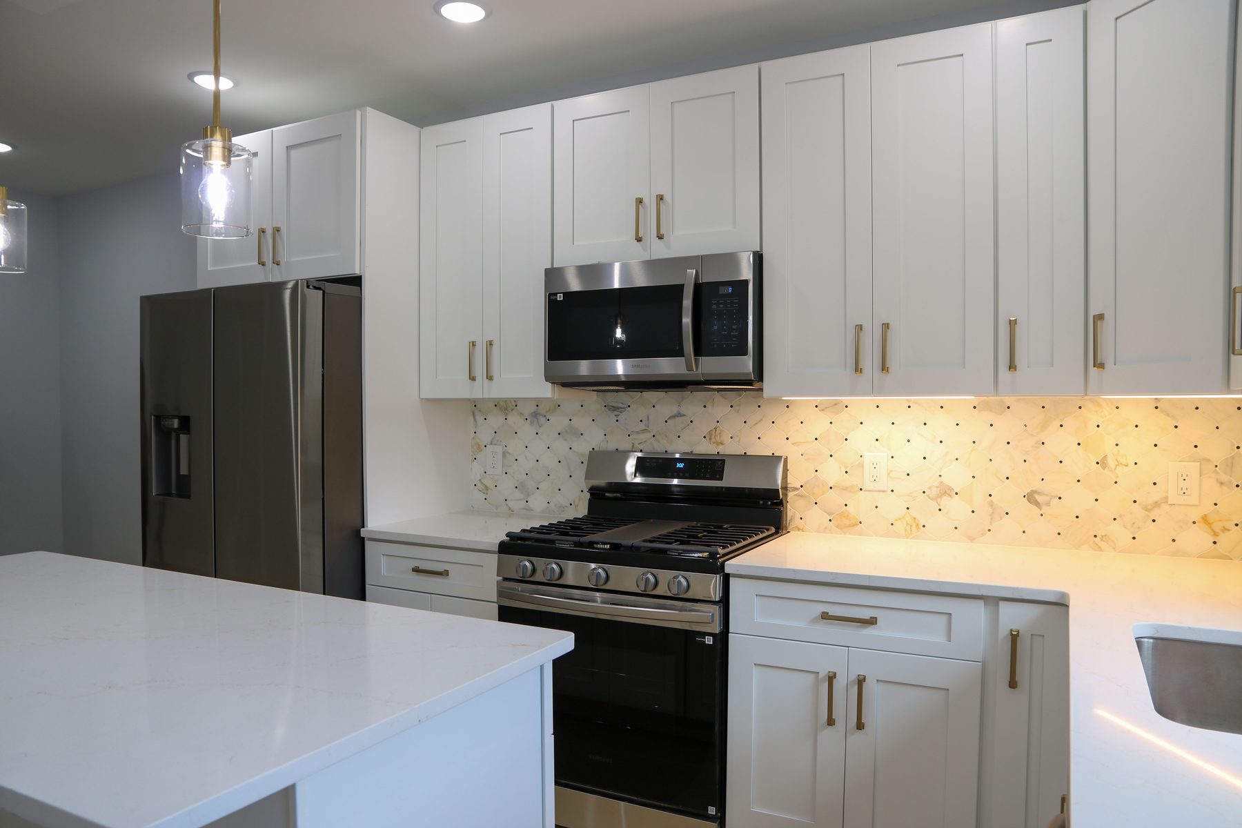Finished kitchen project showing cabinet and countertop pairing