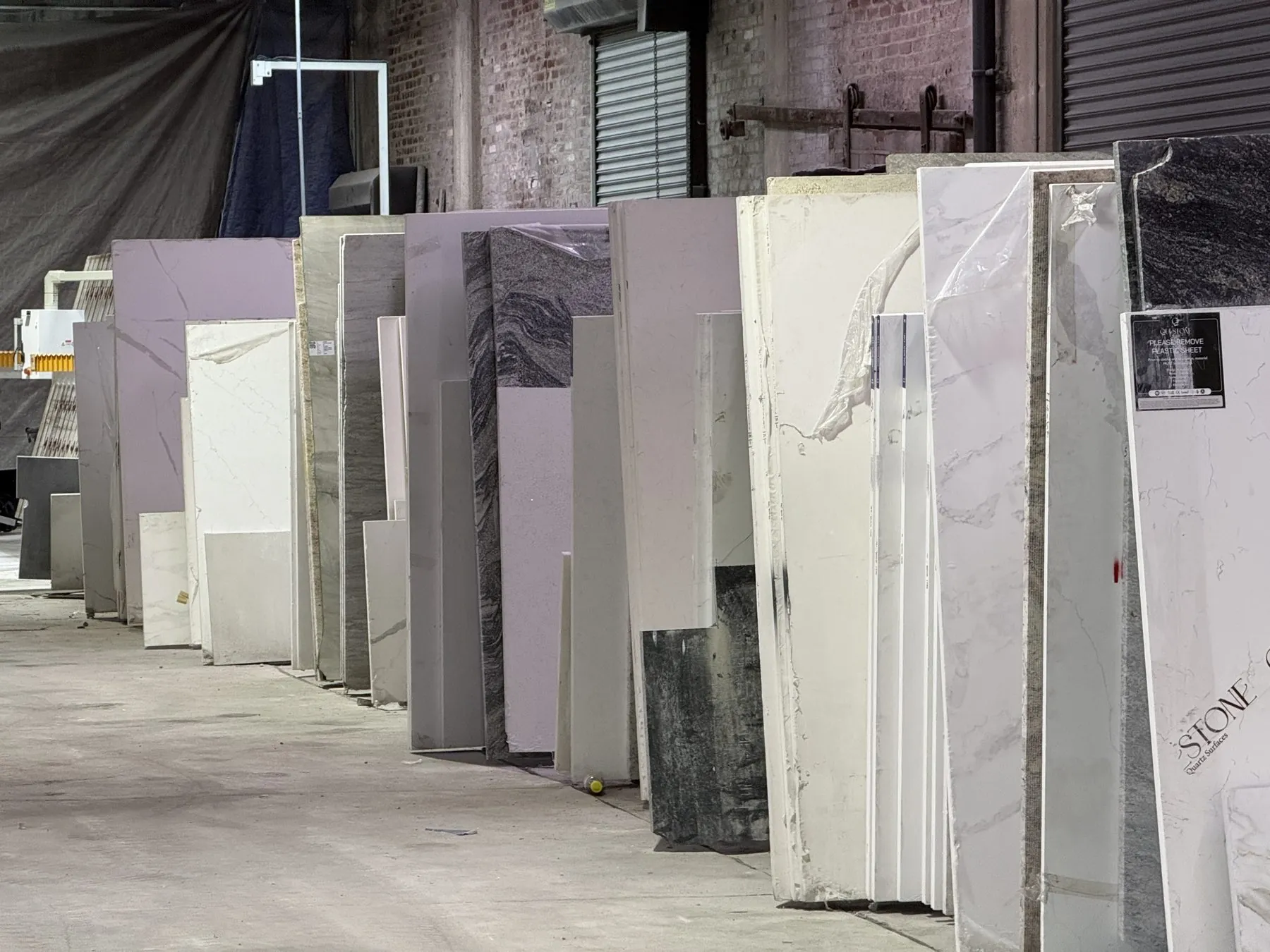 Stone slab selection inside the UMG warehouse